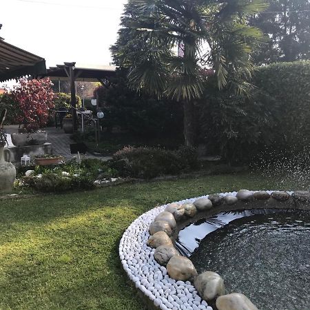 Bed And Breakfast D&D Cardano Al Campo Exterior foto