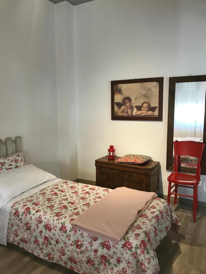 Bed And Breakfast D&D Cardano Al Campo Exterior foto